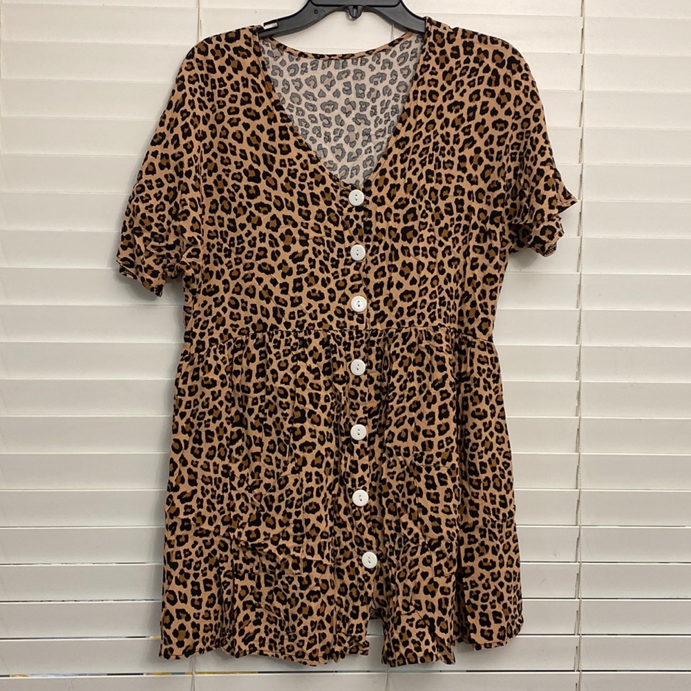 Animal print flowy button down tunic size small